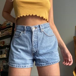 Vintage London Jean Shorts !